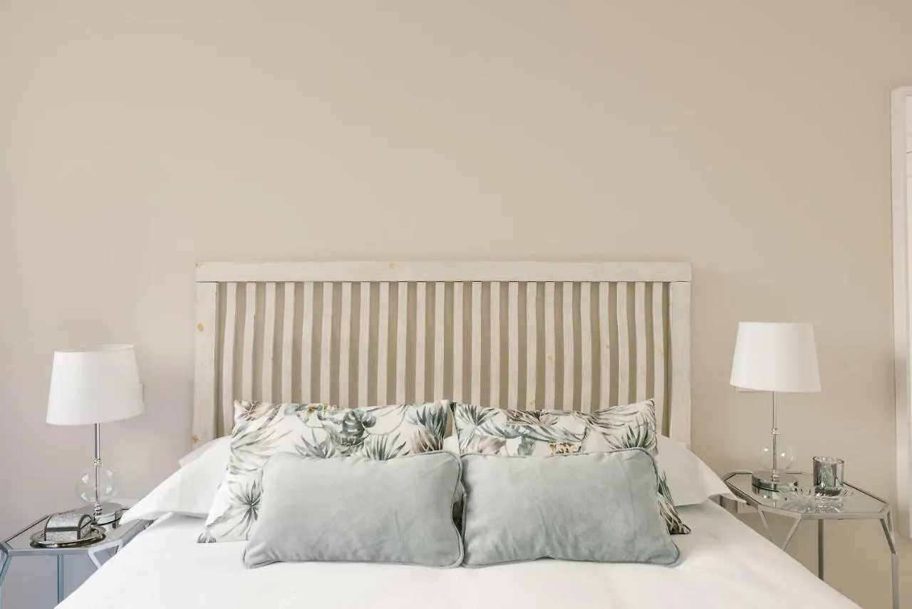Sevilla Apartments Muro By Valcambre
